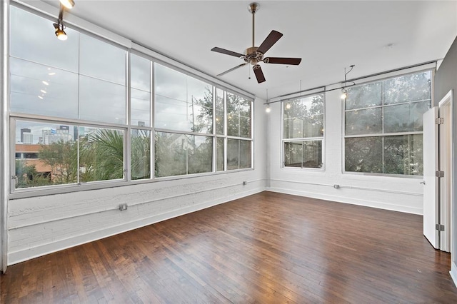 1312 Live Oak St Unit 215, Houston, TX 77003 - unfurnished sunroom featuring plenty of natural light