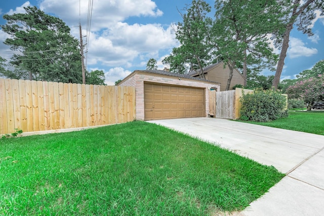 17203 Kettle Creek Dr, Spring, TX 77379 - view of side of property featuring driveway and brick siding