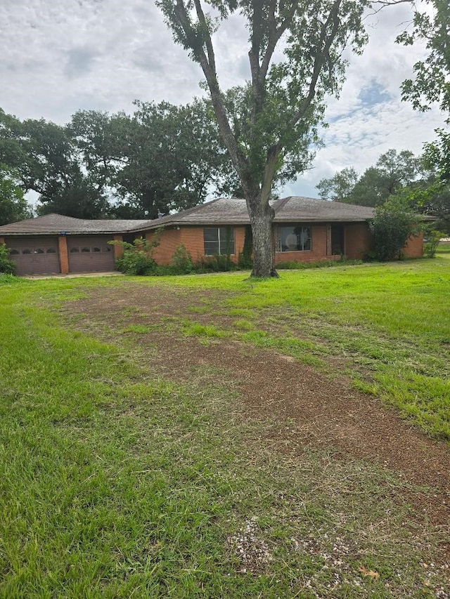 2420 Fm 1094th Rd, Sealy, TX 77474 - photo 1