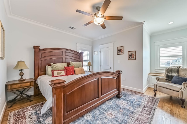 6 Caravelle Ct, Galveston, TX 77554 - bedroom with light wood-style floors, crown molding, a ceiling fan, and recessed lighting