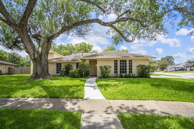 1927 Oaklawn St, Sugar Land, TX 77498 - photo 2