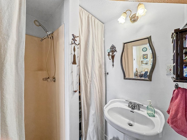 1611 34th St, Galveston, TX 77550 - full bath featuring a shower