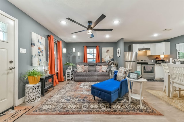 9234 Carlow Ln, La Porte, TX 77571 - photo 7