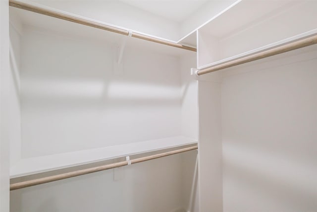 5703E Balbo St, Houston, TX 77091 - view of spacious closet