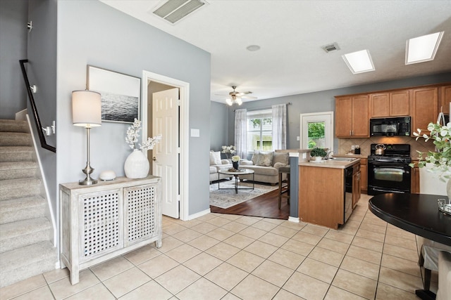 12443 Narcissus View Trl, Houston, TX 77089 - photo 9