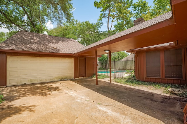 2823 W Pebble Beach Dr, Missouri City, TX 77459 - garage with concrete driveway