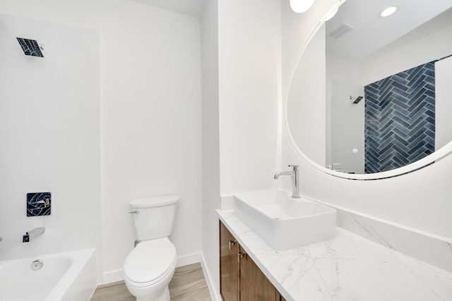 3907 Sumpter St, Houston, TX 77020 - full bath featuring vanity and shower / tub combination