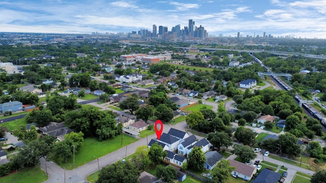 3907 Sumpter St, Houston, TX 77020 - aerial view of property's location featuring skyline