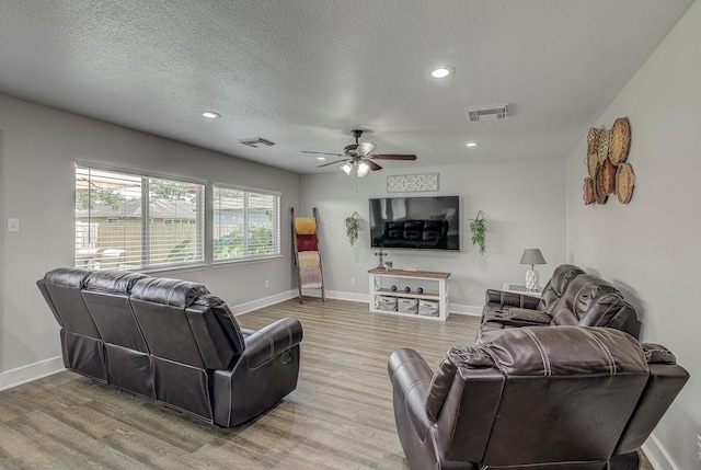 17030 Port O Call St, Crosby, TX 77532 - photo 13