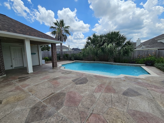 8123 Cove Timbers Ln, Tomball, TX 77375 - view of swimming pool featuring a patio area and a fenced backyard