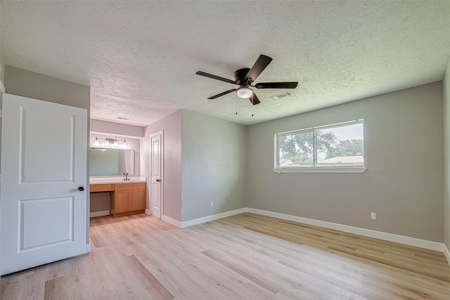 3407 Coachlight Ln, Baytown, TX 77521 - photo 23