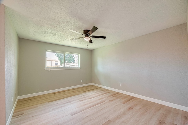 3407 Coachlight Ln, Baytown, TX 77521 - photo 22
