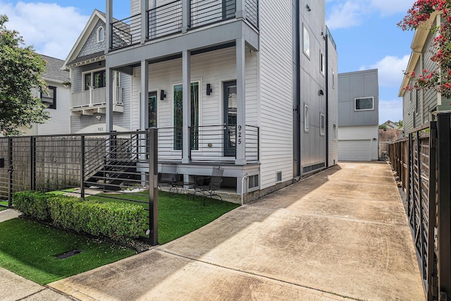 925 Herkimer St, Houston, TX 77008 - photo 2