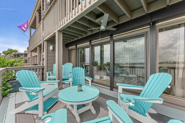 2816 Lighthouse Dr, Houston, TX 77058 - view of patio / terrace