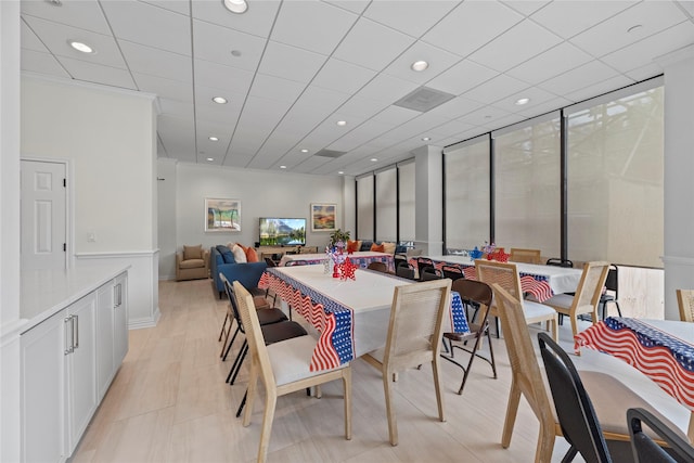 1111 Bering Dr Unit 1001, Houston, TX 77057 - dining space featuring recessed lighting