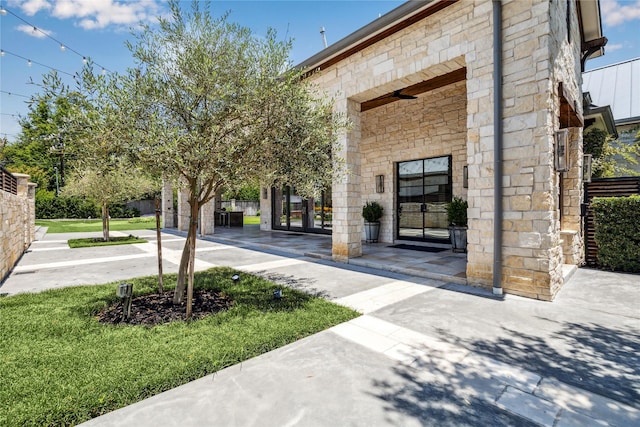 31 Sandalwood Dr, Houston, TX 77024 - photo 30
