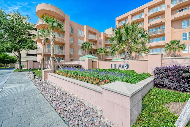 3505 Sage Rd Unit 1206, Houston, TX 77056 - view of apartment building / complex