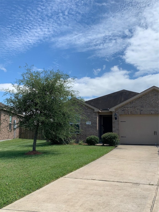 1638 Pink Stone Dr, Rosharon, TX 77583 - photo 1