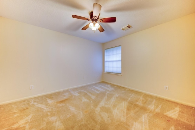 3910 Sand Myrtle Dr, Houston, TX 77059 - unfurnished room featuring light colored carpet and a ceiling fan