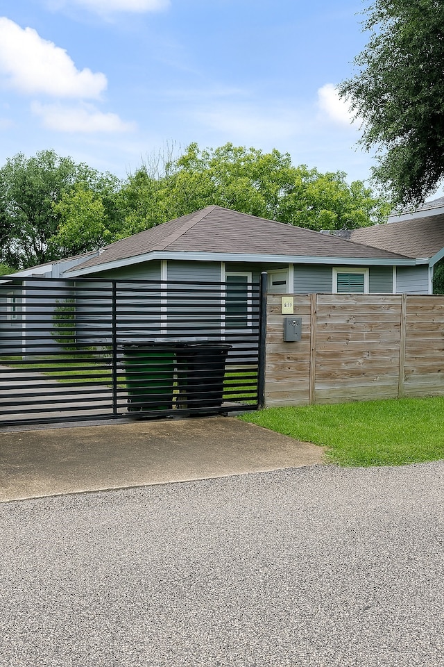 4211 Rogers St, Houston, TX 77022 - photo 1