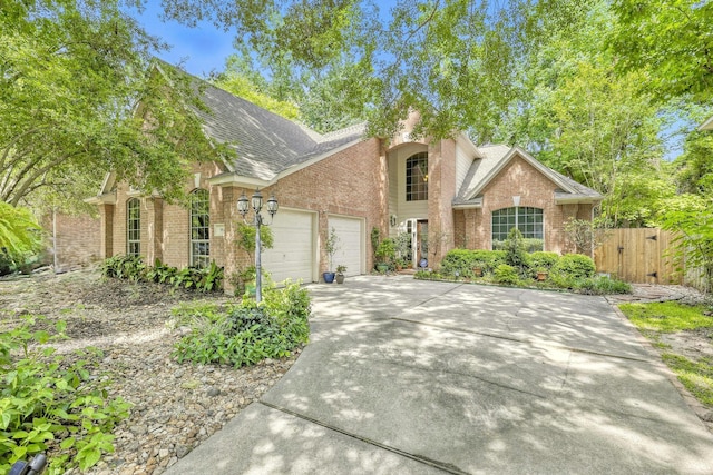 98 S Dreamweaver Cir, The Woodlands, TX 77380 - photo 1