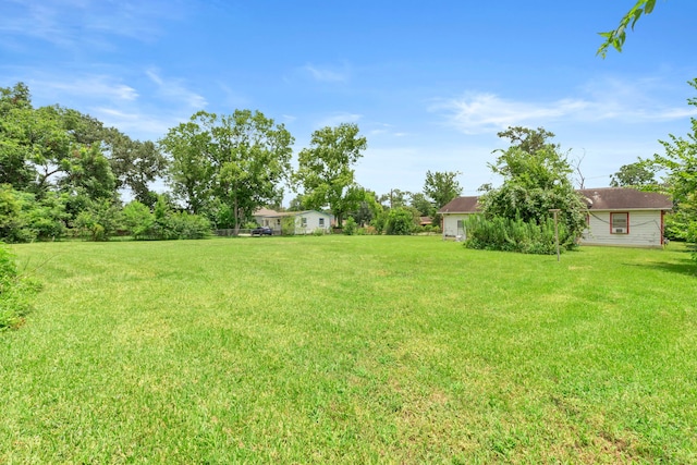 9009 Compton St, Houston, TX 77016 - photo 8