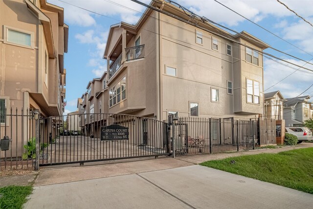 1002 W 22nd St, Houston, TX 77008 - photo 2