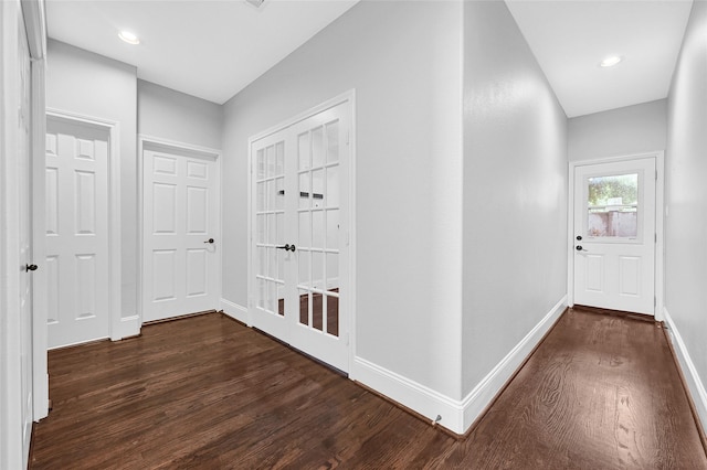 1320 Studer St, Houston, TX 77007 - hall featuring dark wood finished floors and recessed lighting
