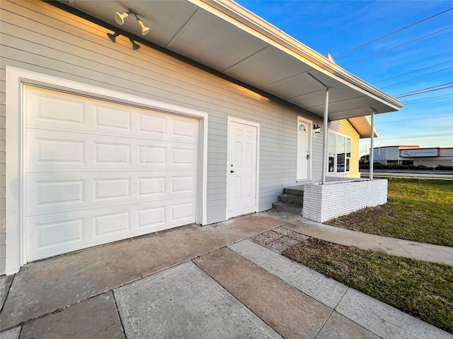 2328 Wimcrest St, Galveston, TX 77551 - garage featuring driveway