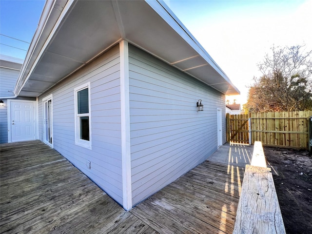 2328 Wimcrest St, Galveston, TX 77551 - view of wooden terrace
