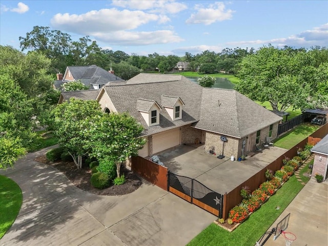 704 Heritage Oaks Dr, Angleton, TX 77515 - photo 2