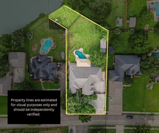 704 Heritage Oaks Dr, Angleton, TX 77515 - photo 29