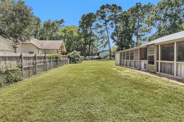 202 Twin Harbors Dr, Onalaska, TX 77360 - view of yard