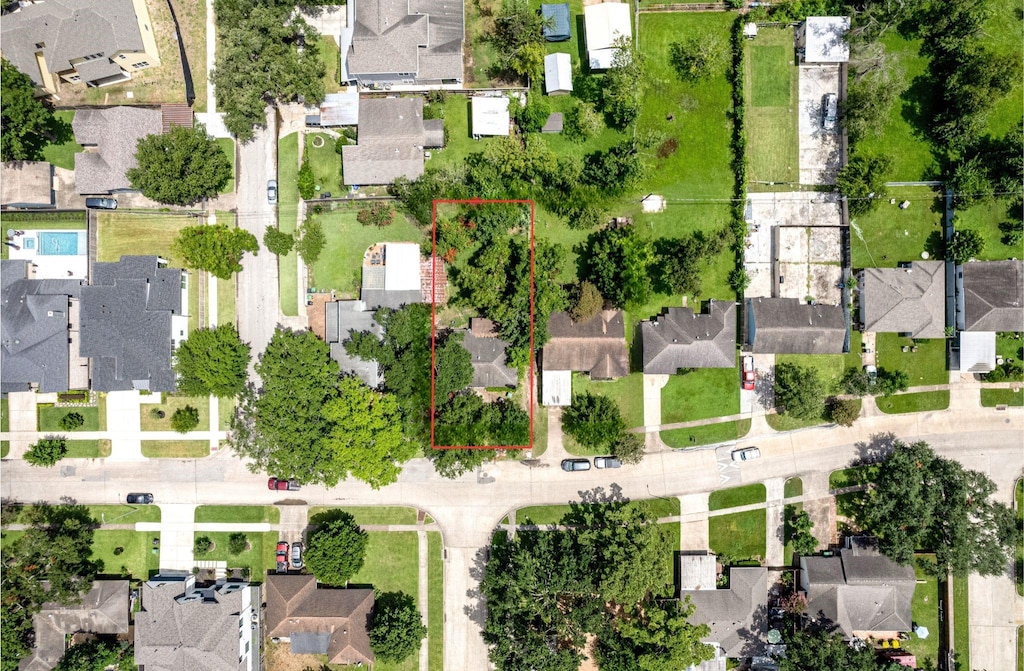 8518 Montridge Dr, Houston, TX 77055 - aerial perspective of suburban area with property parcel outlined