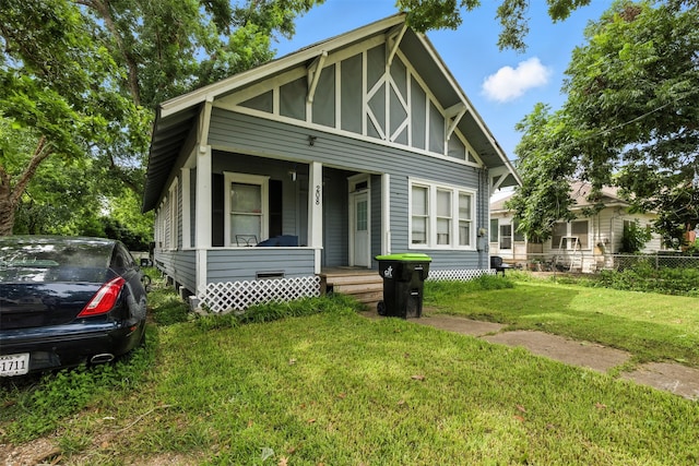 208 S Cloud St, Wharton, TX 77488 - view of front facade with covered porch