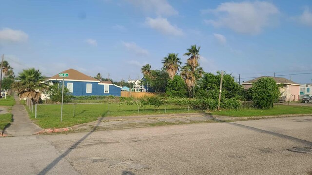 3927 Ball, Galveston, TX 77550