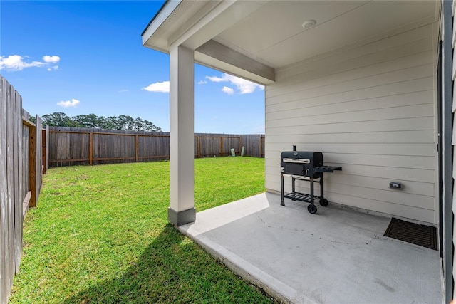 10138 California Lily Ln, Houston, TX 77016 - fenced backyard featuring a patio area