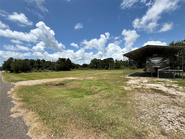 608 Neirbo St, Anahuac, TX 77514