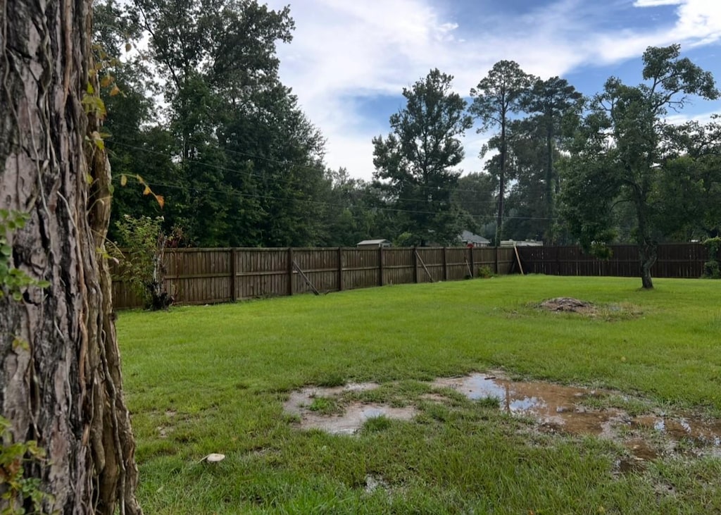 27421 Lantern Ln, New Caney, TX 77357