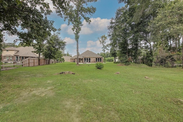 285 Rd 66121, Dayton, TX 77535 - view of yard