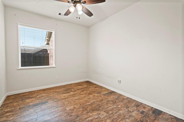 8243 Mandalay Bay Dr, Baytown, TX 77523 - photo 4