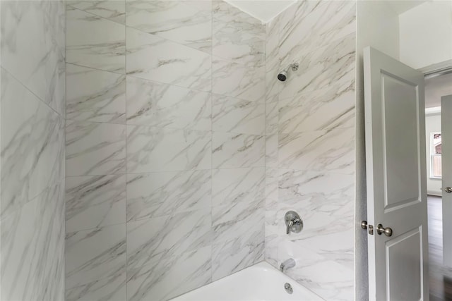 102 Glendale St, Houston, TX 77012 - bathroom featuring  shower combination