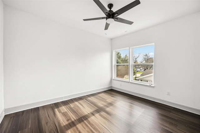 102 Glendale St, Houston, TX 77012 - empty room featuring wood finished floors and a ceiling fan