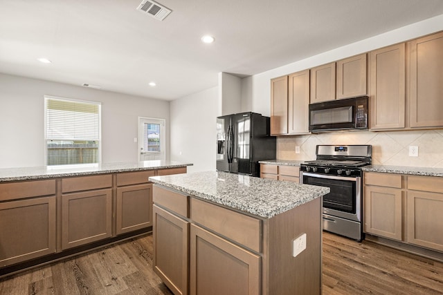 2906 Lawrence Park Ct, Conroe, TX 77304 - photo 7