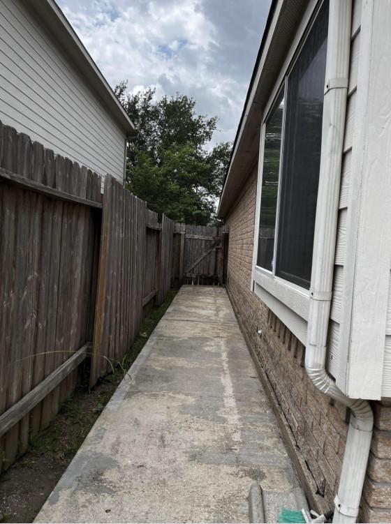 13830 Fort Nelson Dr, Houston, TX 77083 - photo 30