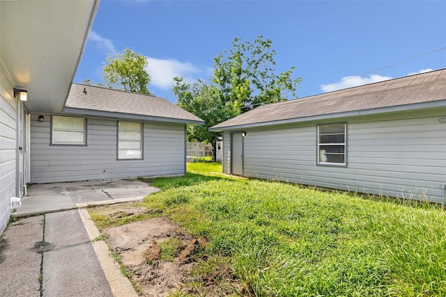 7202 Pinetex Dr, Houston, TX 77396 - view of grassy yard featuring a patio area