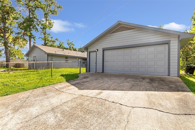7202 Pinetex Dr, Houston, TX 77396 - view of detached garage
