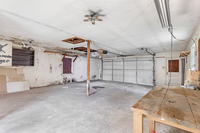 7202 Pinetex Dr, Houston, TX 77396 - view of garage