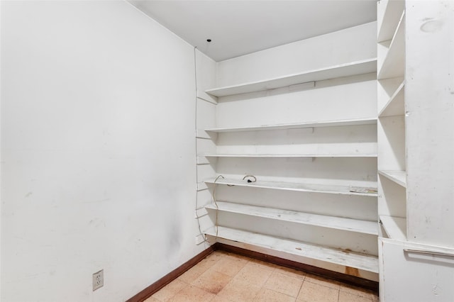 7202 Pinetex Dr, Houston, TX 77396 - view of storage area