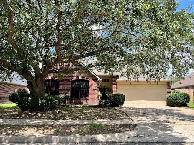 6010 Forest Plaza Ct, Houston, TX 77066 - photo 1